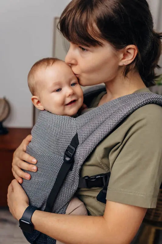 LennyLight Carrier, herringbone weave 100% cotton - LITTLE HERRINGBONE OMBRE GREY - Woven Baby Size - Standard   lenny_light    #