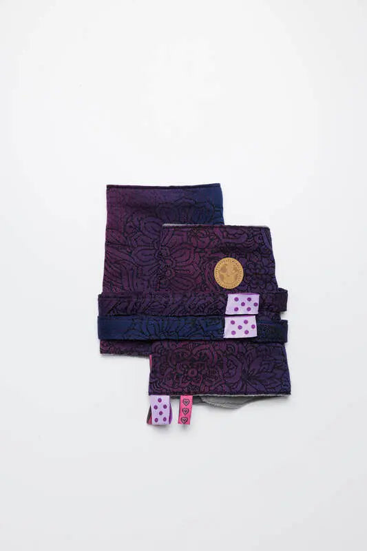 Drool Pads & Reach Straps Set, (60% cotton, 40% polyester) - WILD WINE - BOUQUET - Woven Baby    drool_pad    #