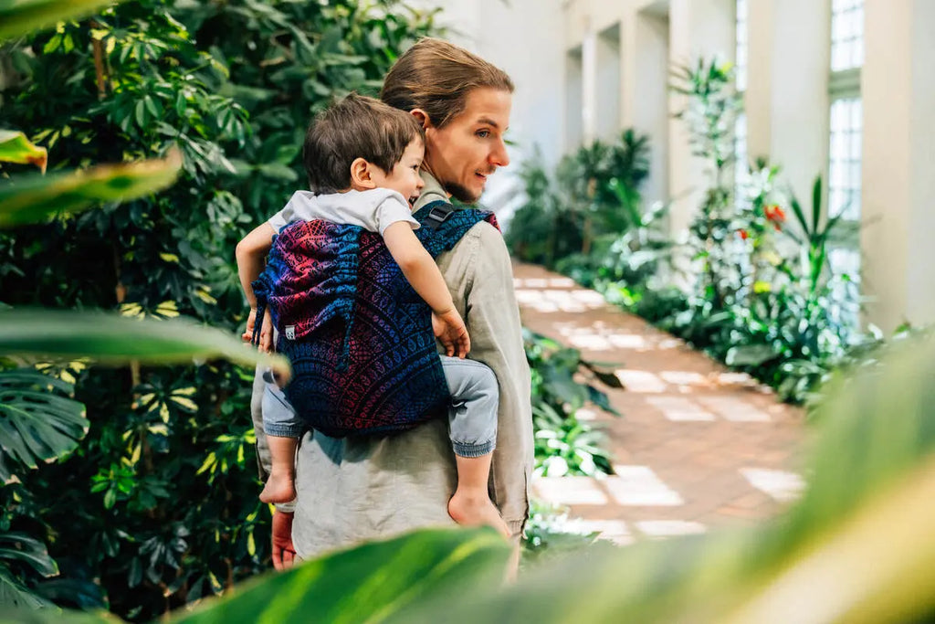 Lenny Buckle Onbuhimo PRO baby carrier, jacquard weave (60% cotton, 28% merino wool, 8% silk, 4% cashmere) - PEACOCK'S TAIL - BLACK OPAL - Woven Baby Standard   buckle_onbu_pro_carriers    #