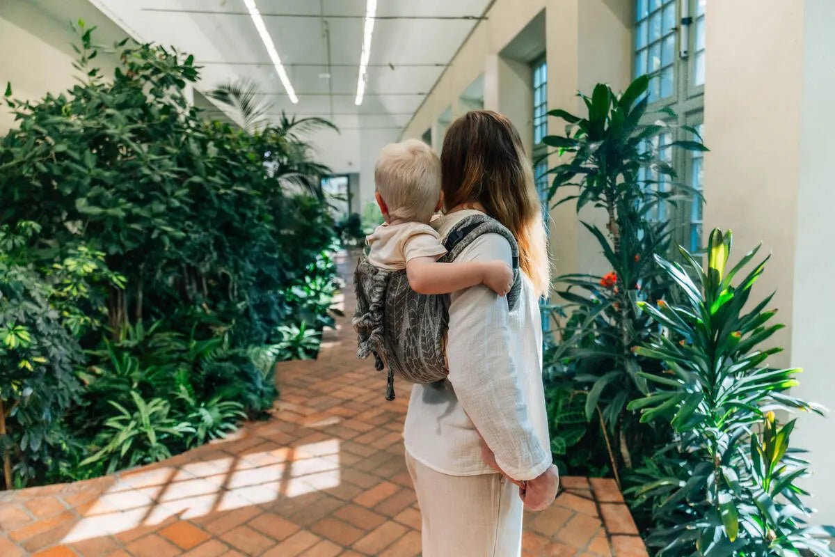 Lenny Buckle Onbuhimo PRO baby carrier, jacquard weave (63% cotton, 37% silk) - SKETCHES OF NATURE - EPIC - Woven Baby Standard   buckle_onbu_pro_carriers    #
