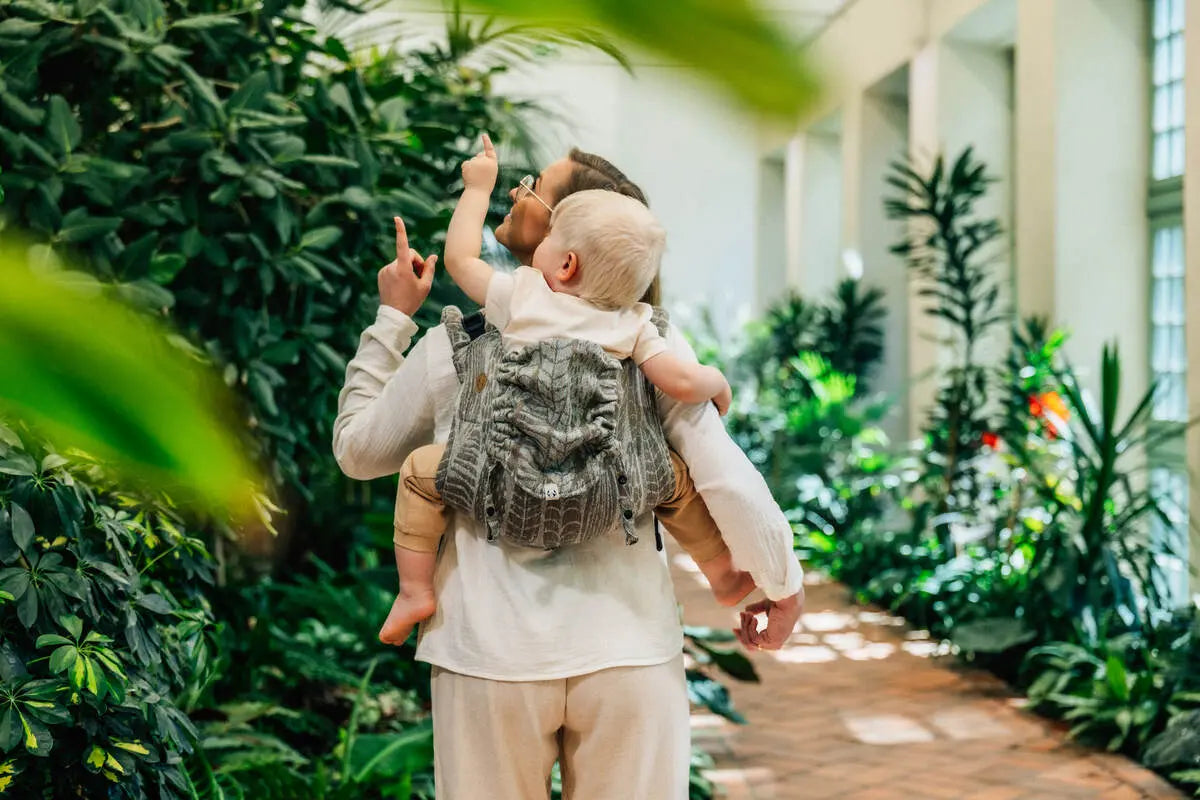 Lenny Buckle Onbuhimo PRO baby carrier, jacquard weave (63% cotton, 37% silk) - SKETCHES OF NATURE - EPIC - Woven Baby Size - Standard   buckle_onbu_pro_carriers    #