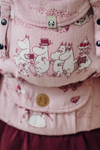 LennyUpGrade PRO Carrier, jacquard weave 100% cotton - MOOMINVALLEY - SHOW ME - Woven Baby Standard   lenny_upgrade_pro    #