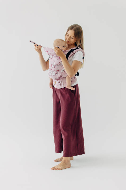 LennyUpGrade PRO Carrier, jacquard weave 100% cotton - MOOMINVALLEY - SHOW ME - Woven Baby Standard   lenny_upgrade_pro    #