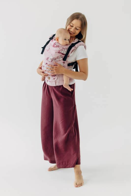 LennyUpGrade PRO Carrier, jacquard weave 100% cotton - MOOMINVALLEY - SHOW ME - Woven Baby Standard   lenny_upgrade_pro    #