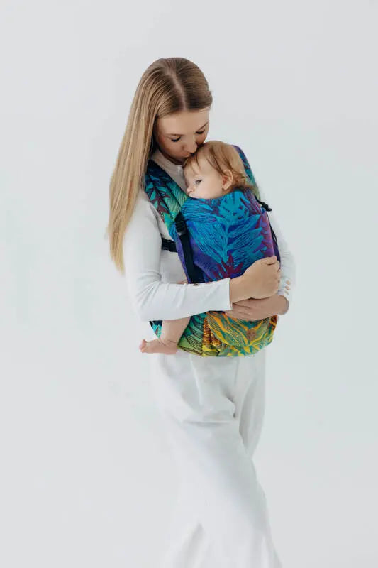 LennyLight Carrier, jacquard weave 100% cotton - RAINFOREST - CARNIVAL