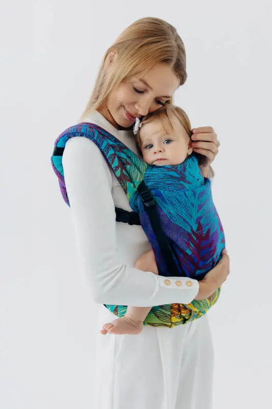 LennyLight Carrier, jacquard weave 100% cotton - RAINFOREST - CARNIVAL