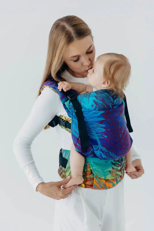 LennyUpGrade PRO Carrier, jacquard weave 100% cotton - RAINFOREST - CARNIVAL