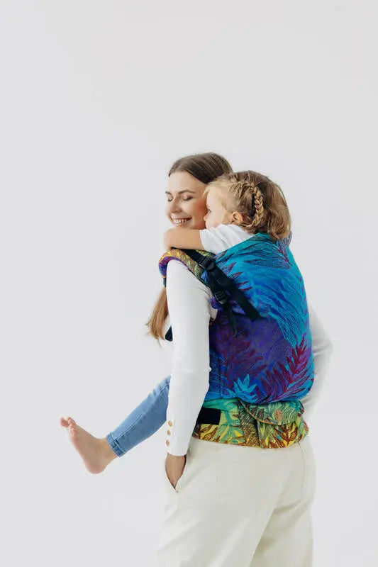 LennyPreschool Carrier, jacquard weave (100% cotton) - RAINFOREST - CARNIVAL