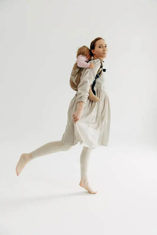 Lenny Buckle Onbuhimo PRO baby carrier, jacquard weave (100% cotton) - HERBARIUM - RAINDROPS