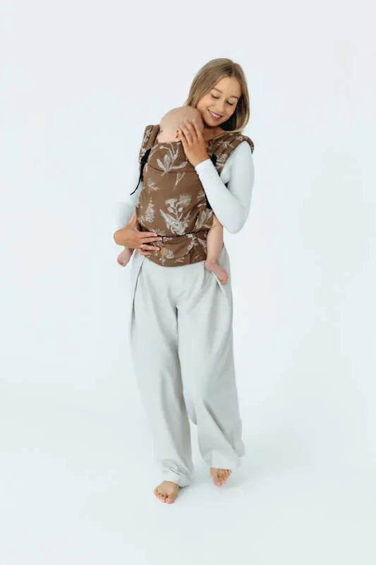 LennyLight Carrier, jacquard weave 100% cotton - HERBARIUM - RAINDROPS