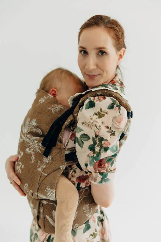 LennyUpGrade PRO Carrier, jacquard weave 100% cotton - HERBARIUM - RAINDROPS