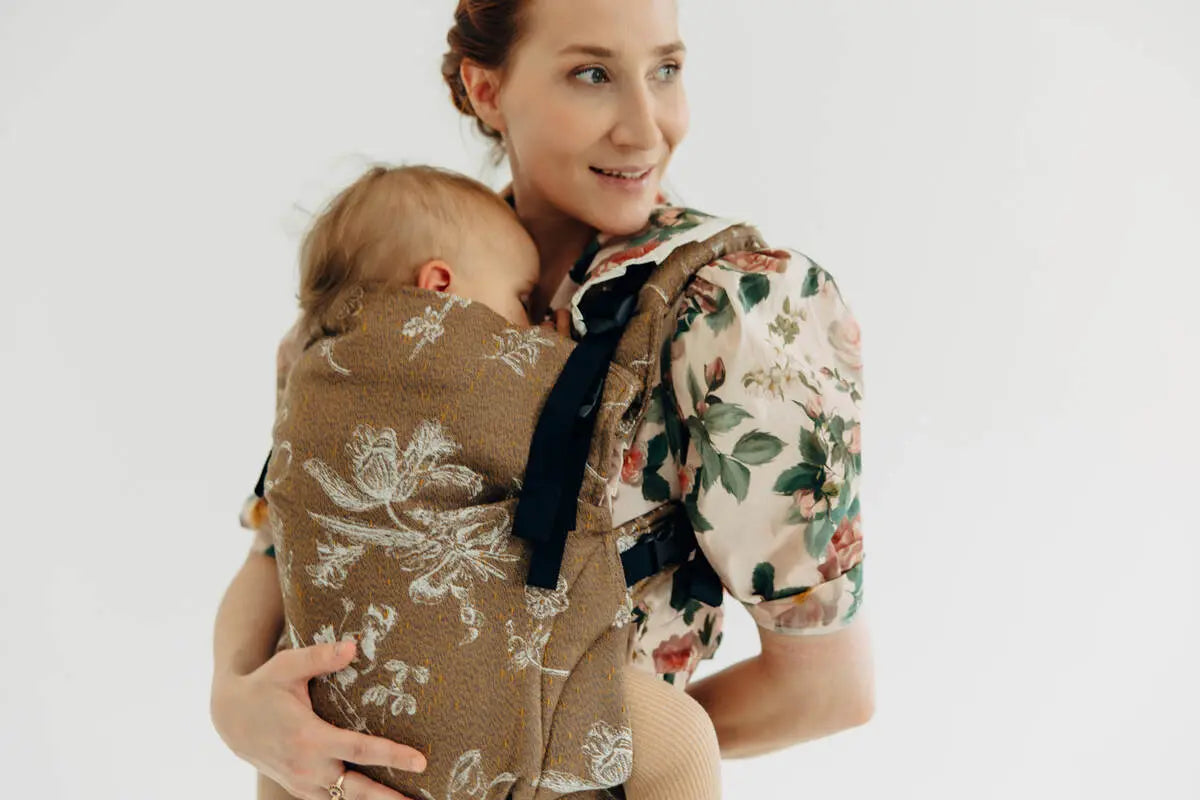 LennyUpGrade PRO Carrier, jacquard weave 100% cotton - HERBARIUM - RAINDROPS