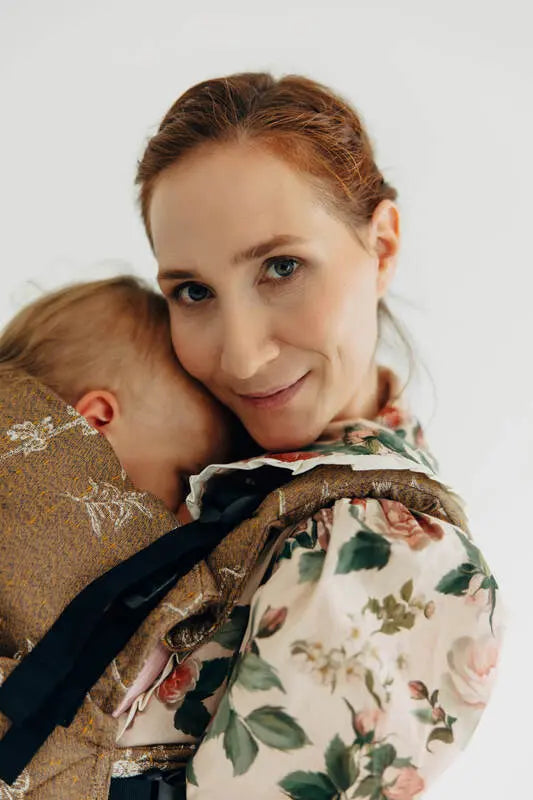 LennyUpGrade PRO Carrier, jacquard weave 100% cotton - HERBARIUM - RAINDROPS