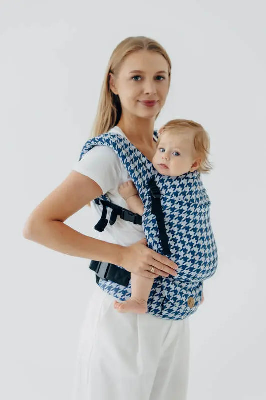 LennyLight Carrier, jacquard weave (40% cotton, 40% merino wool, 13% silk, 7% cashmere) - PATA DE GALLO - PUZZLE