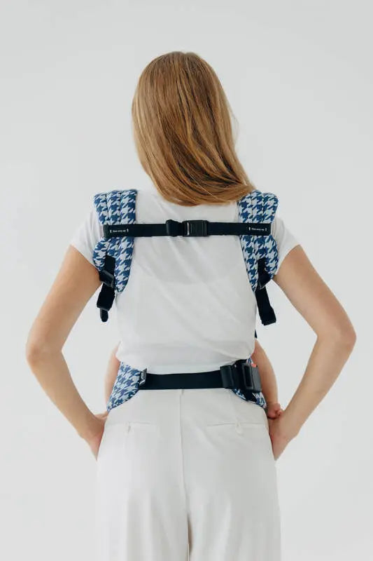 LennyLight Carrier, jacquard weave (40% cotton, 40% merino wool, 13% silk, 7% cashmere) - PATA DE GALLO - PUZZLE