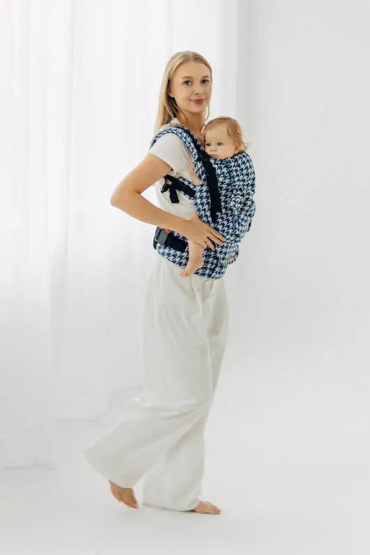 LennyUpGrade PRO Carrier, jacquard weave (40% cotton, 40% merino wool, 13% silk, 7% cashmere) - PATA DE GALLO - PUZZLE