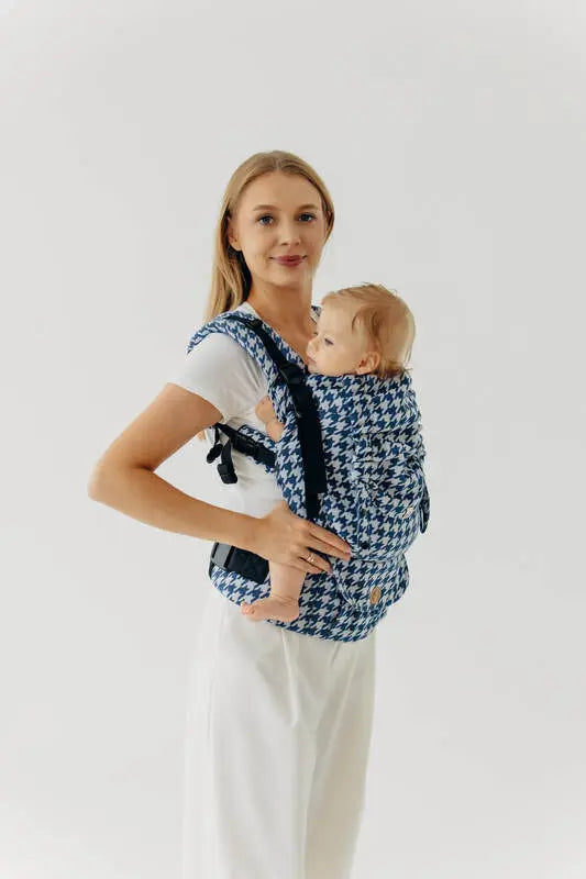 LennyUpGrade PRO Carrier, jacquard weave (40% cotton, 40% merino wool, 13% silk, 7% cashmere) - PATA DE GALLO - PUZZLE