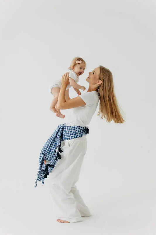 LennyUpGrade PRO Carrier, jacquard weave (40% cotton, 40% merino wool, 13% silk, 7% cashmere) - PATA DE GALLO - PUZZLE