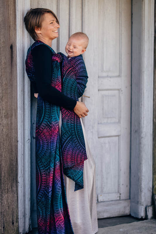 Baby Wrap, Jacquard Weave (60% cotton, 28% merino wool, 8% silk, 4% cashmere) - PEACOCK'S TAIL - BLACK OPAL