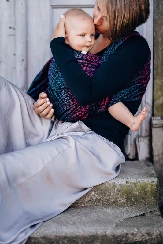 Baby Wrap, Jacquard Weave (60% cotton, 28% merino wool, 8% silk, 4% cashmere) - PEACOCK'S TAIL - BLACK OPAL - Woven Baby Size - L-Size - M-Size - S-Size - XL-Size - XS   long_woven_wraps    #