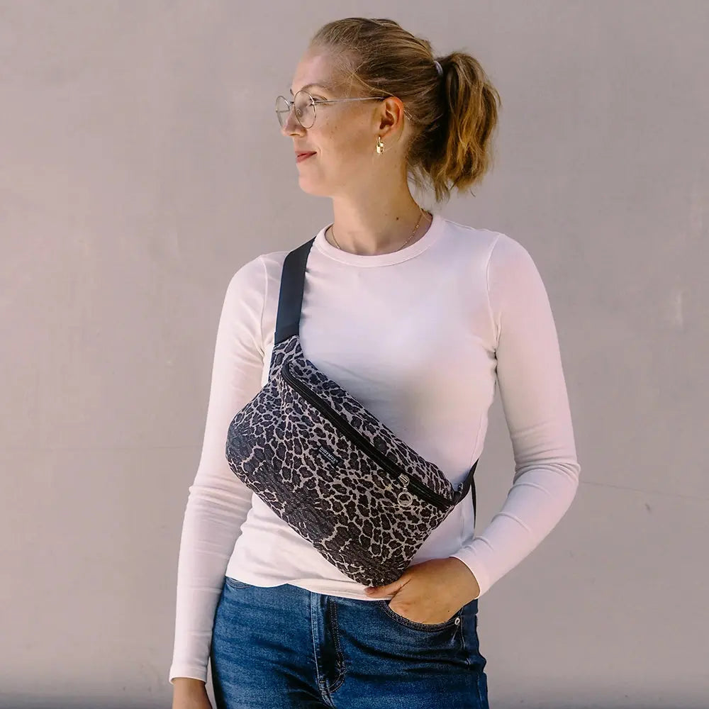DIDYMOS Moon Bag Hope - Woven Baby One Size / Leo   Accessories > Bags & Co. > Moon Bags    #