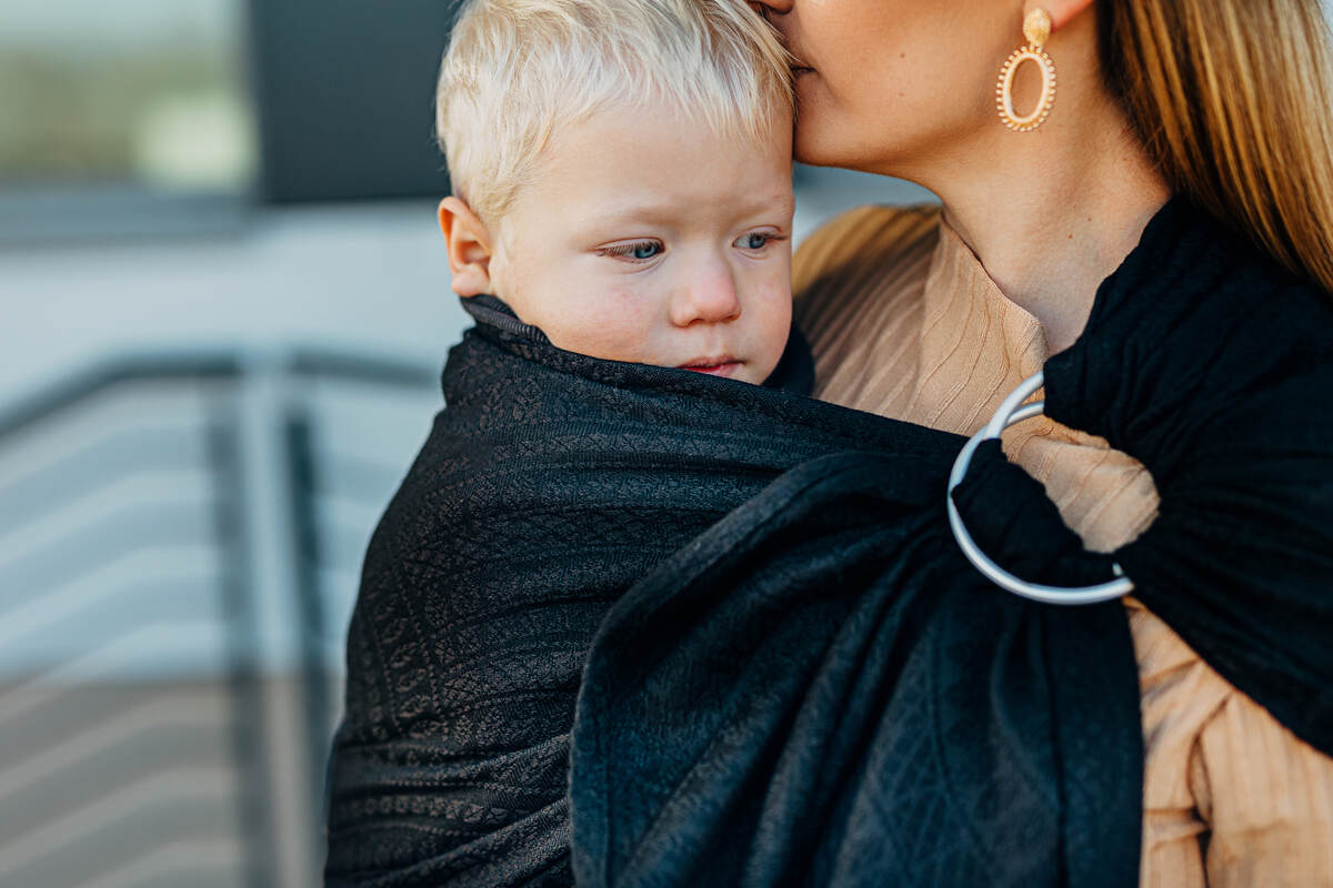 Ring Sling, Jacquard Weave (59% cotton, 41% merino wool), with gathered shoulder - PEACOCK'S TAIL - PITCH BLACK - standard 1.8m - Woven Baby    ring_slings    #