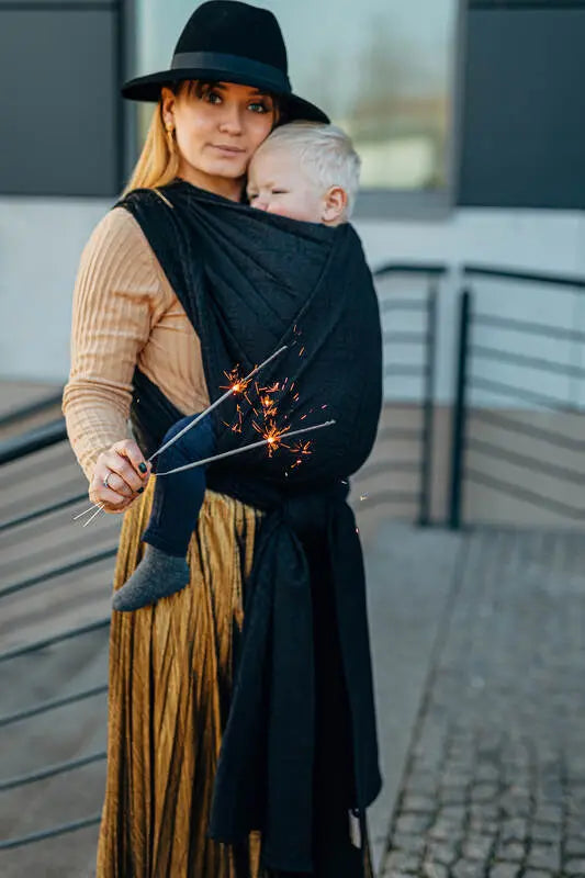 Baby Wrap, Jacquard Weave (59% cotton, 41% merino wool) - PEACOCK'S TAIL - PITCH BLACK - Woven Baby XS - 4   long_woven_wraps    #