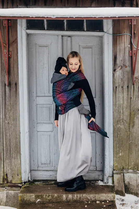 LennyHybrid Half Buckle Carrier, jacquard weave (60% cotton, 28% merino wool, 8% silk, 4% cashmere) - PEACOCK'S TAIL - BLACK OPAL - Woven Baby Size - Standard   lenny_hybrid    #