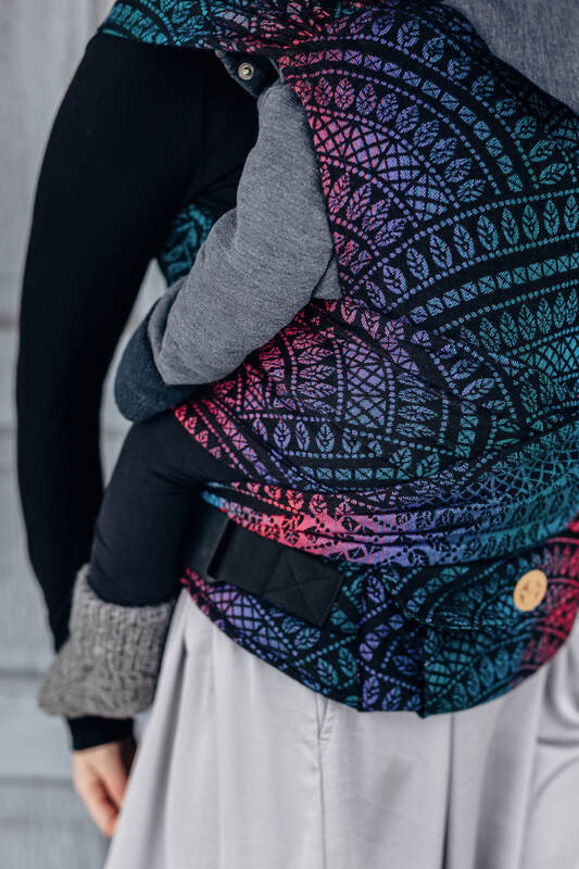 LennyHybrid Half Buckle Carrier, jacquard weave (60% cotton, 28% merino wool, 8% silk, 4% cashmere) - PEACOCK'S TAIL - BLACK OPAL - Woven Baby Size - Standard   lenny_hybrid    #