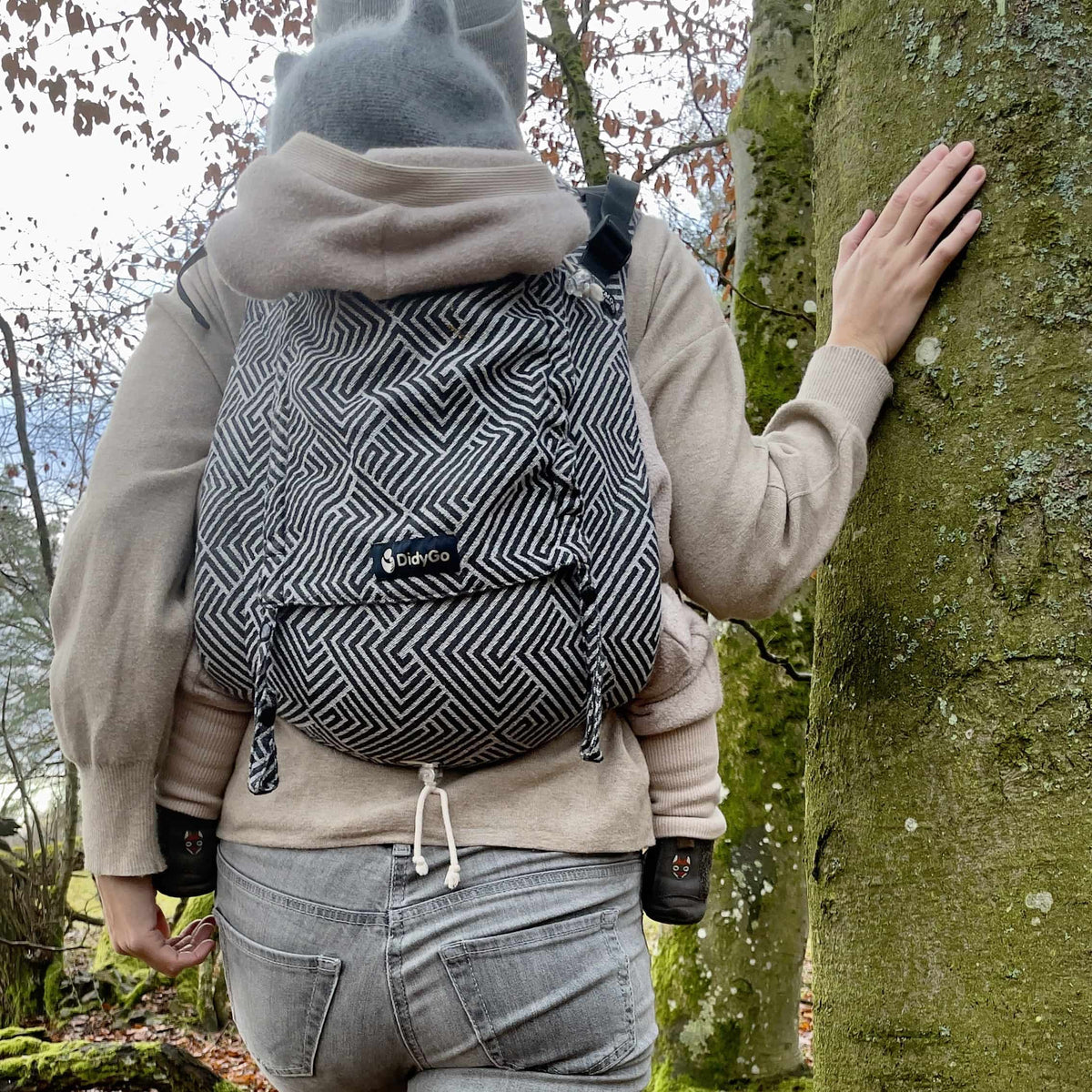 DIDYMOS DidyGo Onbuhimo - Woven Baby One Size / Metro Monochrom   Baby Carriers > Fullbuckle Carrier > Didy Onbuhimo    #
