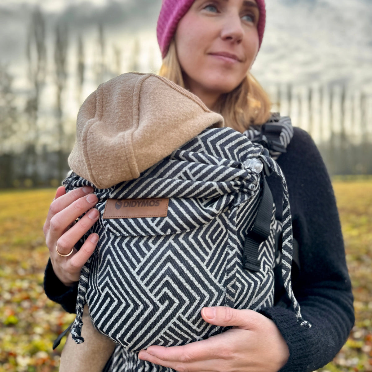 DIDYMOS DidyFix - Woven Baby One Size / Metro Monochrom   Baby Carriers > Fullbuckle Carrier > DidyFix    #