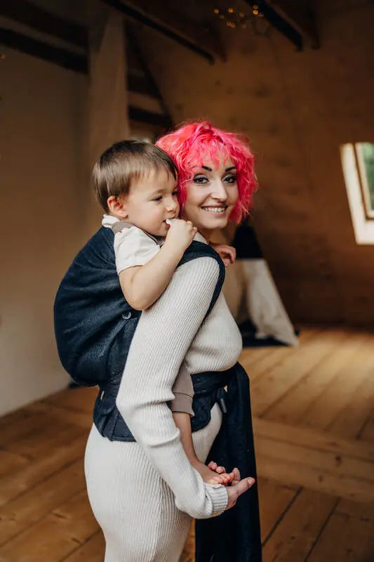 LennyHybrid Half Buckle Carrier, jacquard weave (59% cotton, 41% merino wool) - PEACOCK'S TAIL - PITCH BLACK - Woven Baby Size - Preschool   lenny_hybrid    #