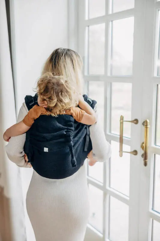 Lenny Buckle Onbuhimo PRO baby carrier, jacquard weave (59% cotton, 41% merino wool) - PEACOCK'S TAIL - PITCH BLACK - Woven Baby Size - Preschool-Size - Standard-Size - Toddler   buckle_onbu_pro_carriers    #