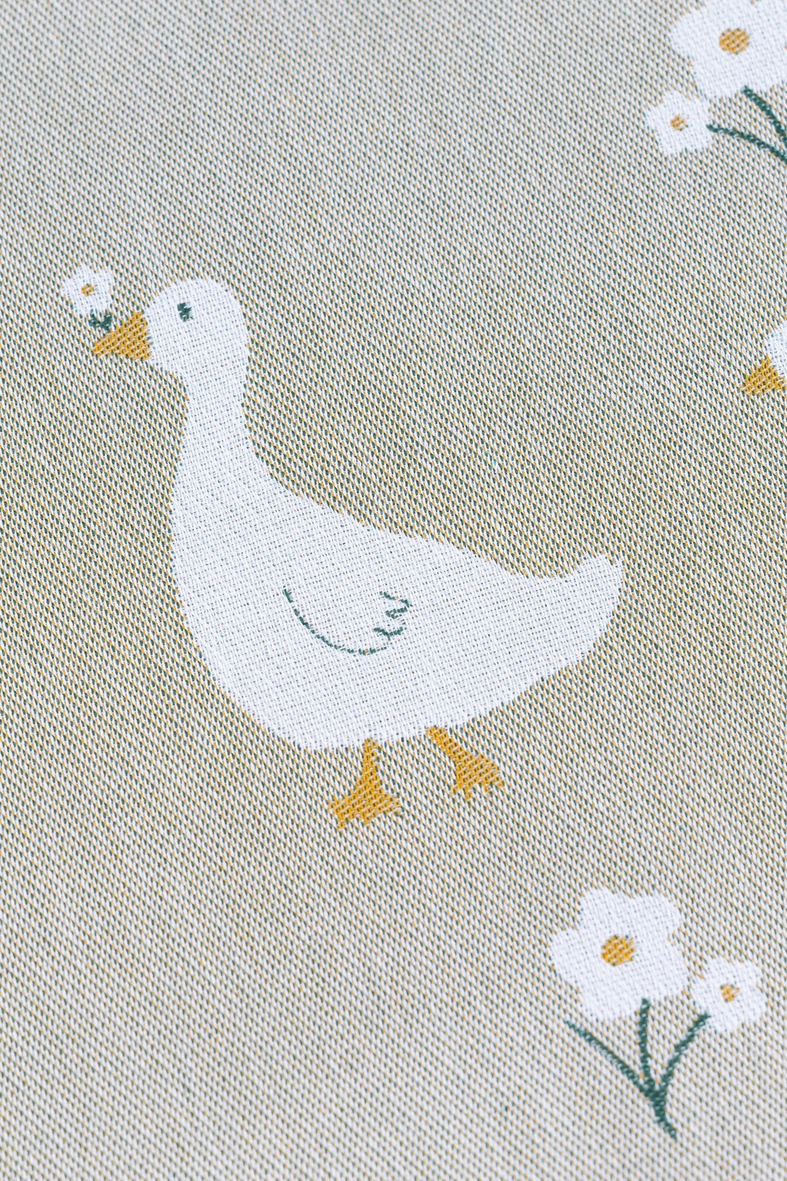 Mother Goose Ring Sling - Woven Baby size 2- 2.1m with gathered shoulder / Standard (Tan with White Mother Goose		)   Lennylamb ringsling    #