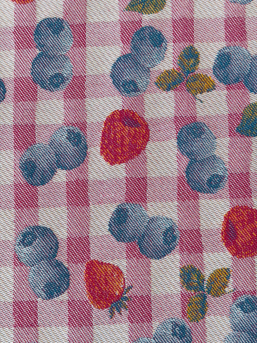 Razzle Me Berry Shawl