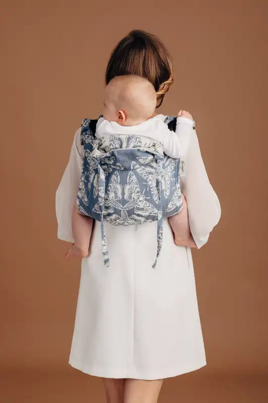 QOTN Tamino Lenny Onbuhimo Pro 53% cotton, 33% linen, 14% tussah silk - Woven Baby standard / Standard (blue with white moths)-toddler / Standard (blue with white moths)-preschool / Standard (blue with white moths)-standard / Reverse (white with blue moths)-toddler / Reverse (white with blue moths)   buckle_onbu_pro_carriers    #